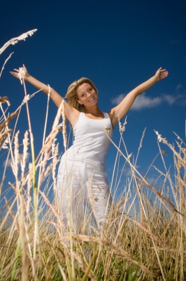 frau-befreit-schoene-haut